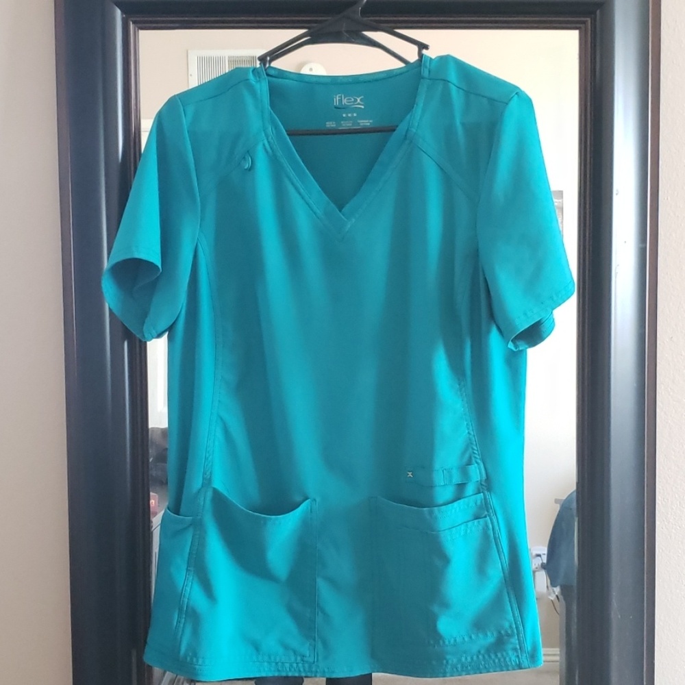 Cherokee Iflex scrub top